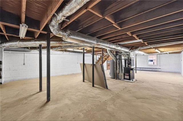 5666 WOODLAND Drive, Douglasville, GA 30135