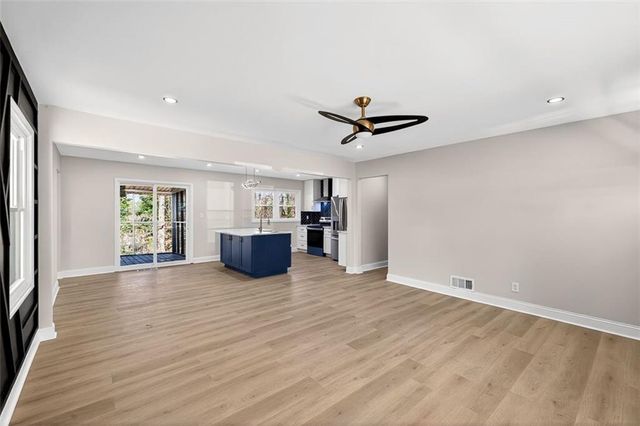 5666 WOODLAND Drive, Douglasville, GA 30135