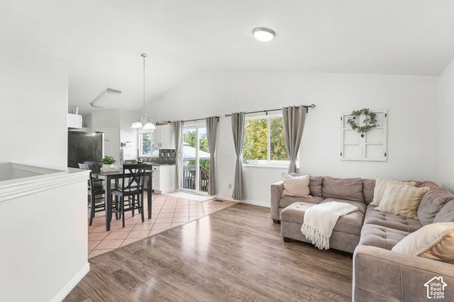 3866 W AUGUSTA, Syracuse, UT 84075