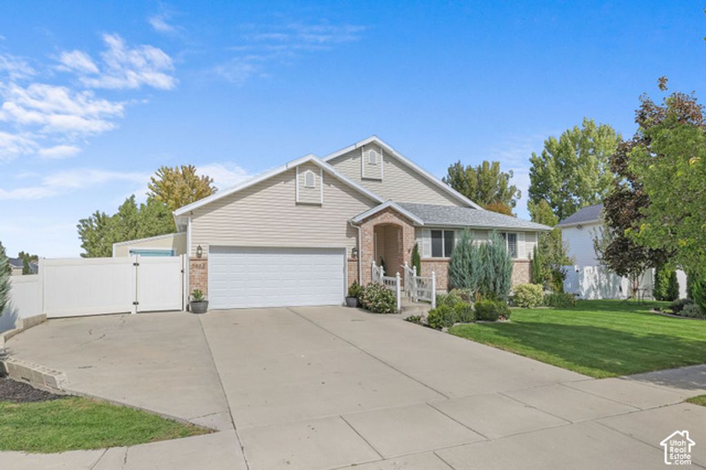 3866 W AUGUSTA, Syracuse, UT 84075
