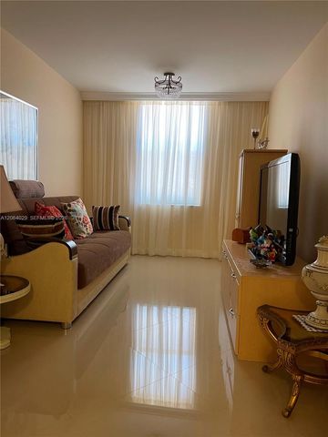 1865 S Ocean Drive 3L, Hallandale Beach, FL 33009