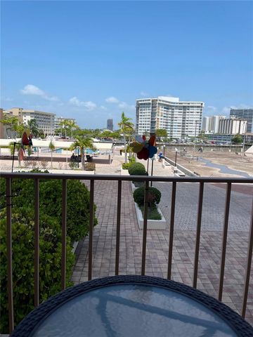 1865 S Ocean Drive 3L, Hallandale Beach, FL 33009