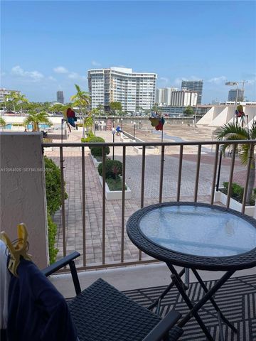1865 S Ocean Drive 3L, Hallandale Beach, FL 33009