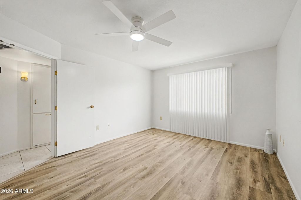 Image 24 of property listing at 13870 N 108TH Drive, Sun City, AZ 85351