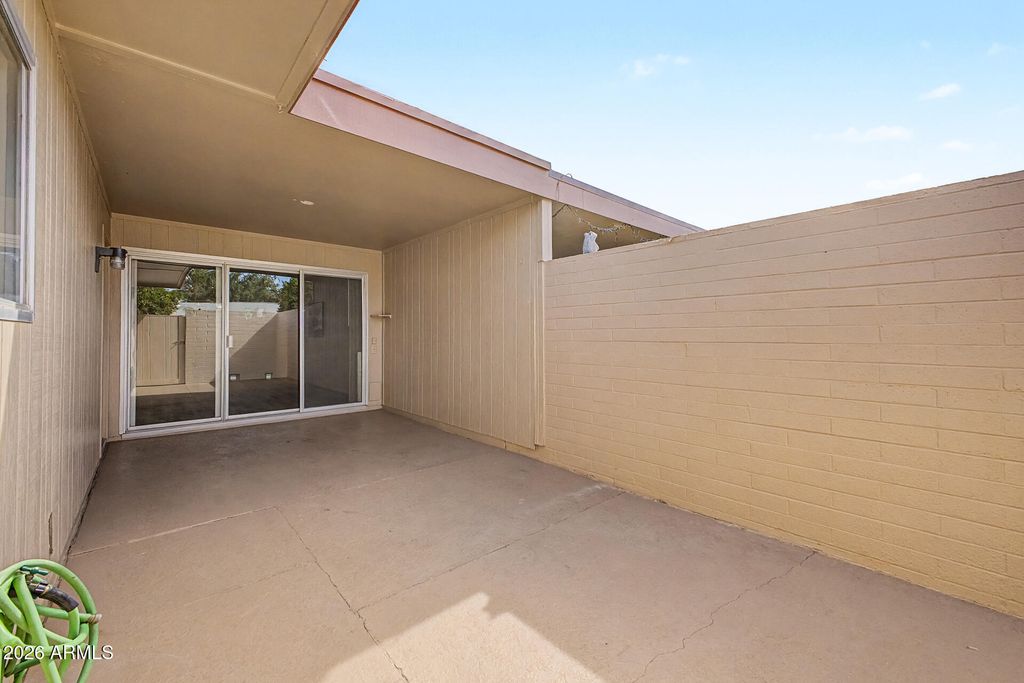 Image 32 of property listing at 13870 N 108TH Drive, Sun City, AZ 85351