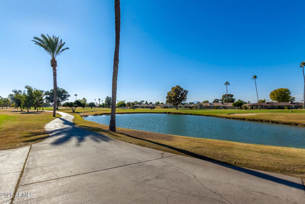 Image 48 of property listing at 13870 N 108TH Drive, Sun City, AZ 85351