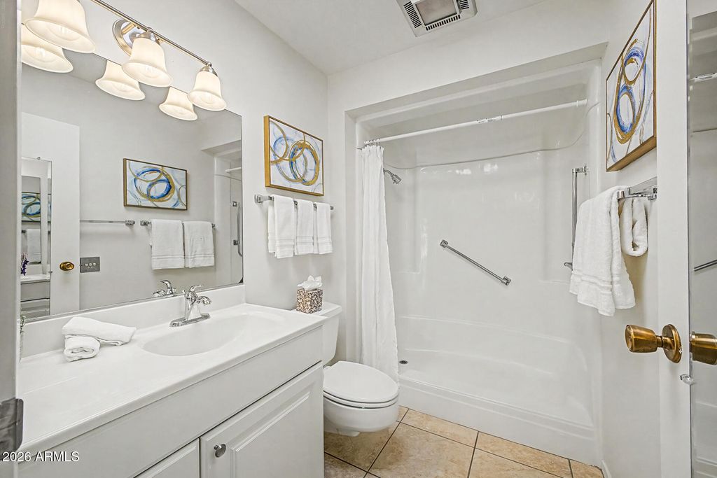 Image 5 of property listing at 13870 N 108TH Drive, Sun City, AZ 85351