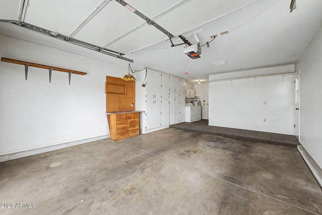 Image 8 of property listing at 13870 N 108TH Drive, Sun City, AZ 85351