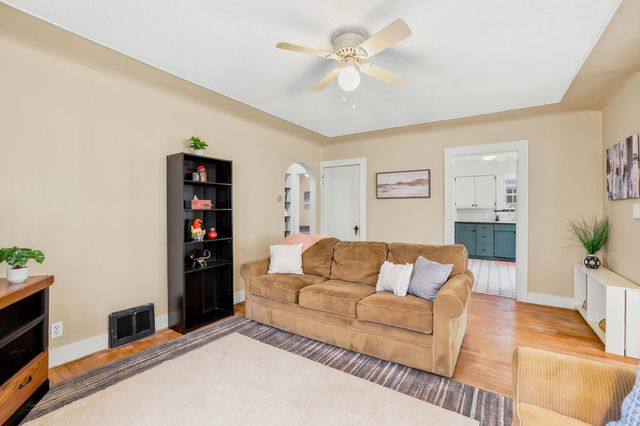 944 E Isabella Avenue, Muskegon City, MI 49442