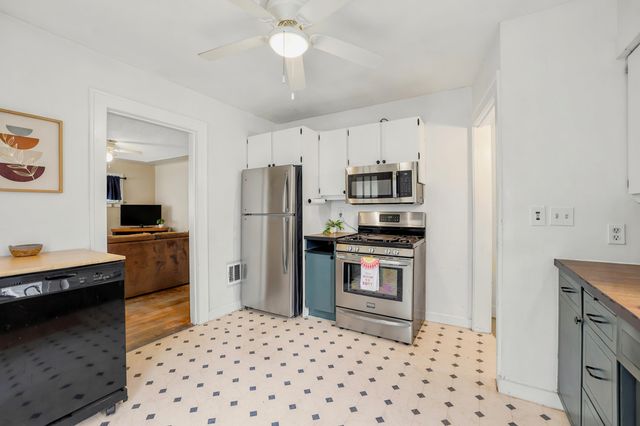 944 E Isabella Avenue, Muskegon City, MI 49442
