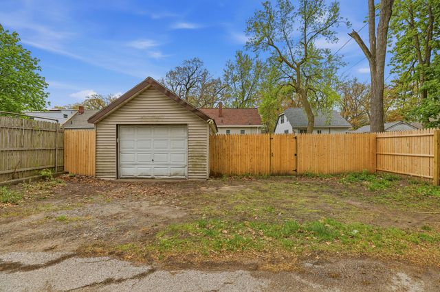 944 E Isabella Avenue, Muskegon City, MI 49442