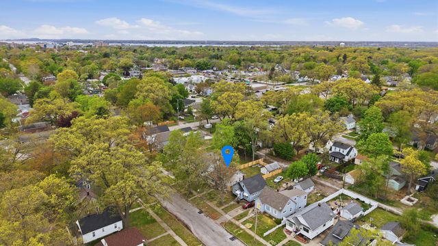 944 E Isabella Avenue, Muskegon City, MI 49442