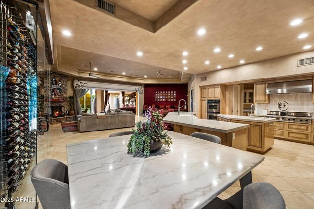 6038 E SUNNYSIDE Drive, Scottsdale, AZ 85254