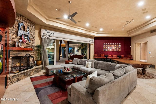 6038 E SUNNYSIDE Drive, Scottsdale, AZ 85254