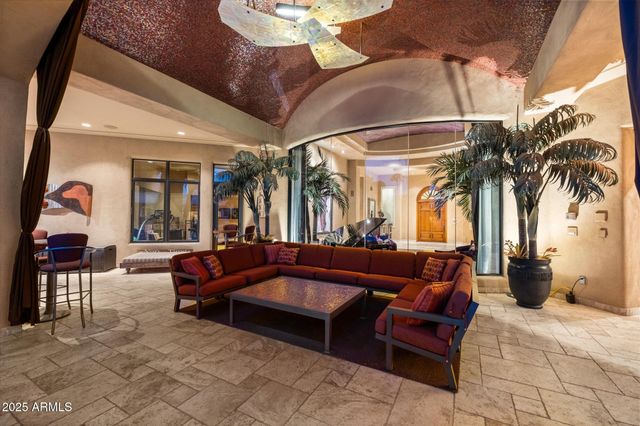 6038 E SUNNYSIDE Drive, Scottsdale, AZ 85254