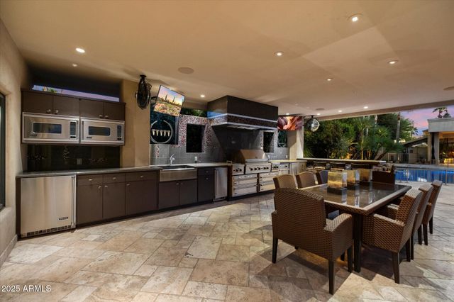 6038 E SUNNYSIDE Drive, Scottsdale, AZ 85254