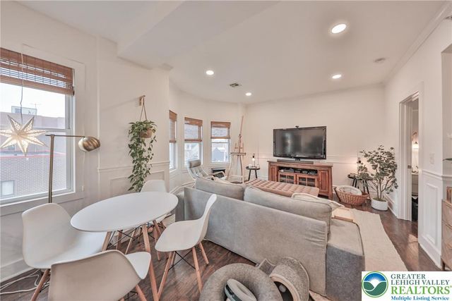 601 Northampton Street 402, Easton, PA 18042