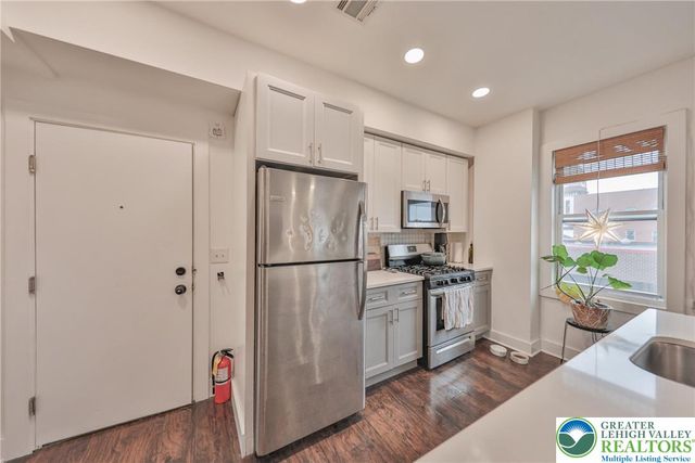 601 Northampton Street 402, Easton, PA 18042