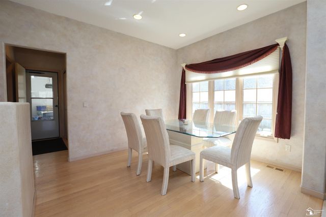 7241 Hidden Valley Drive, Lambertville, MI 48144