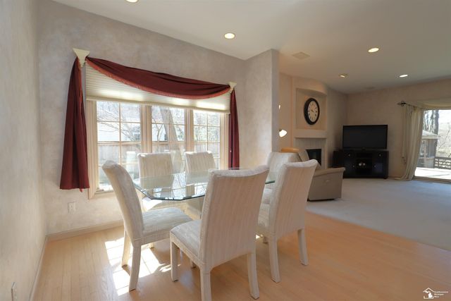 7241 Hidden Valley Drive, Lambertville, MI 48144