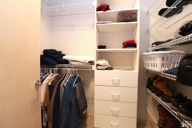 7241 Hidden Valley Drive, Lambertville, MI 48144