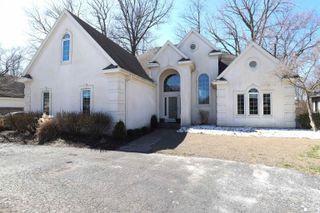 7241 Hidden Valley Drive, Lambertville, MI 48144