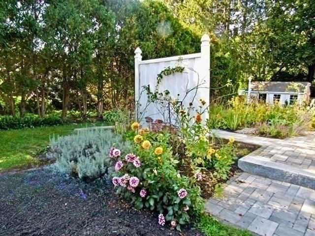 2767 Providence Rd, Northbridge, MA 01534