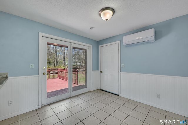 151 Kate Lane, Tolland, CT 06084