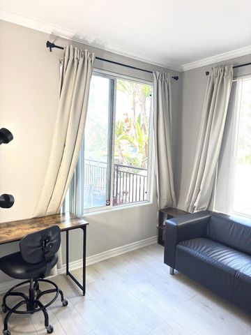 9255 Regents Rd A111, La Jolla, CA 92037