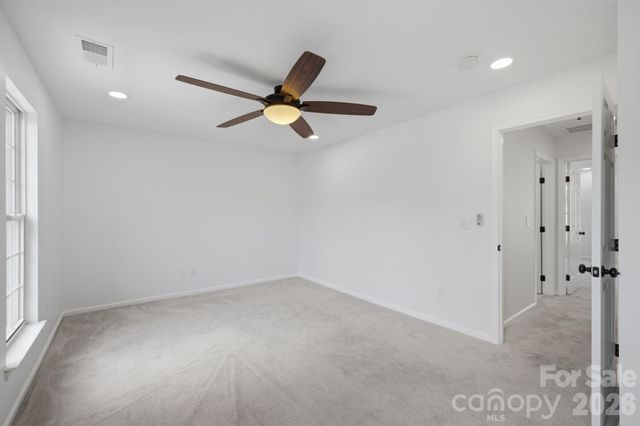 11705 Fiddlers Roof Lane, Charlotte, NC 28277