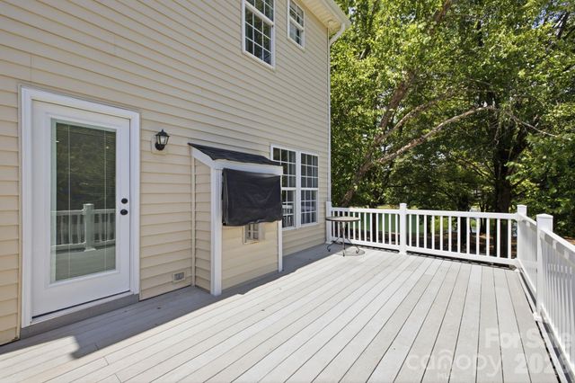 11705 Fiddlers Roof Lane, Charlotte, NC 28277