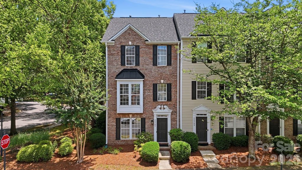 11705 Fiddlers Roof Lane, Charlotte, NC 28277
