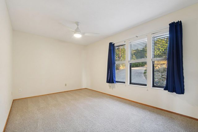 21009 Fawn Ridge DR, Lago Vista, TX 78645