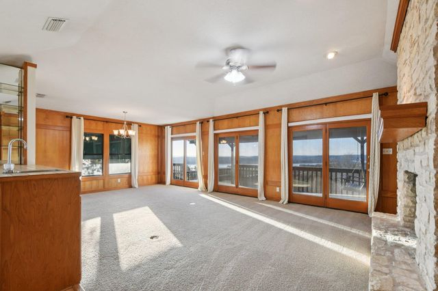 21009 Fawn Ridge DR, Lago Vista, TX 78645