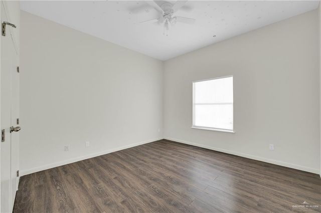 5211 Shalom Drive, Edinburg, TX 78542