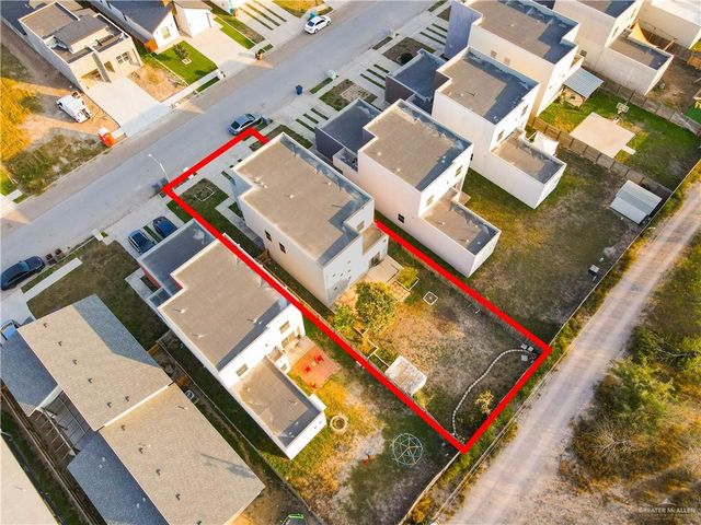 5211 Shalom Drive, Edinburg, TX 78542