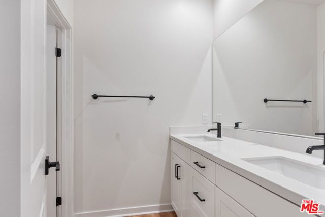 18130 Radiance Lane, Santa Clarita, CA 91350