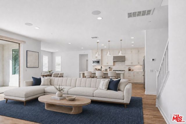 18130 Radiance Lane, Santa Clarita, CA 91350