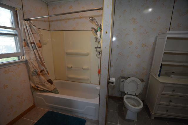 216 N Blankenship Rd, Udall, KS 67146