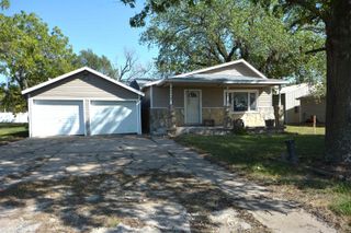 216 N Blankenship Rd, Udall, KS 67146