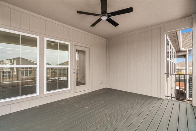 8209 Aurora Street, Lenexa, KS 66220