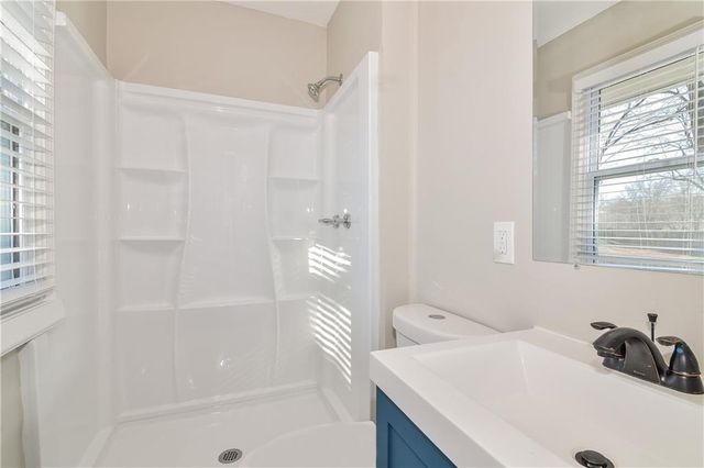 6632 E 134th Street, Grandview, MO 64030