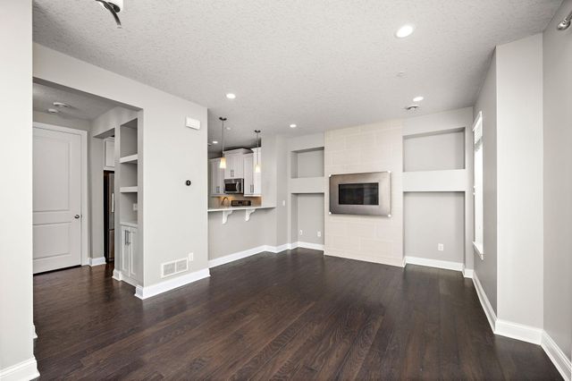 8410 Jonquil Lane N, Maple Grove, MN 55369