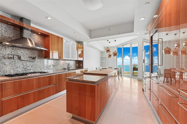 16051 Collins Avenue 2903, Sunny Isles Beach, FL 33160