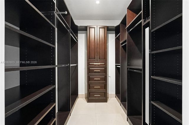16051 Collins Avenue 2903, Sunny Isles Beach, FL 33160