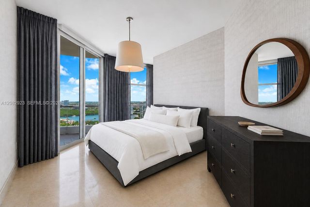 16051 Collins Avenue 2903, Sunny Isles Beach, FL 33160
