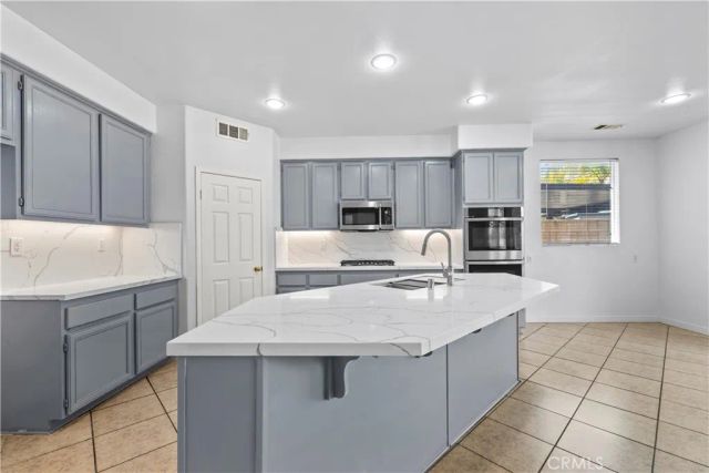 12222 Dry Creek, Rancho Cucamonga, CA 91739
