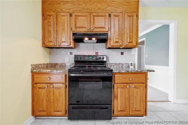 209 Old Farm Road, Raeford, NC 28376