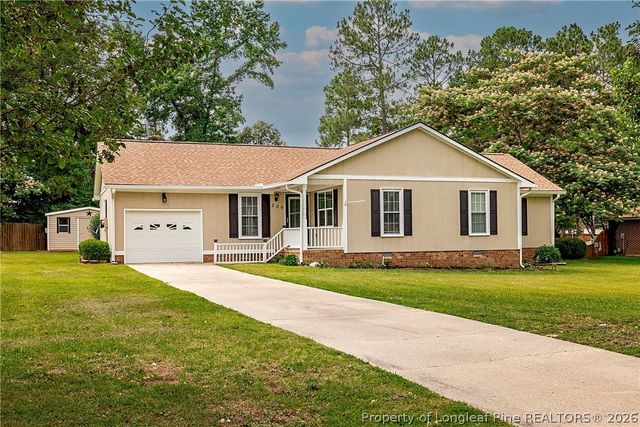 209 Old Farm Road, Raeford, NC 28376