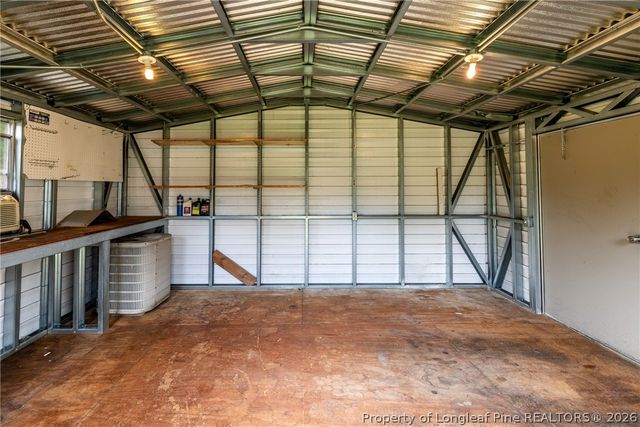 209 Old Farm Road, Raeford, NC 28376